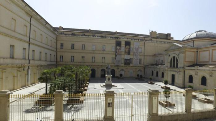 STUDIO rue pietonne Ajaccio Ajaccio  Extérieur photo